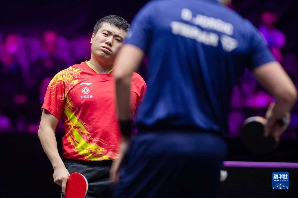 他顶住了巨 他顶住了巨